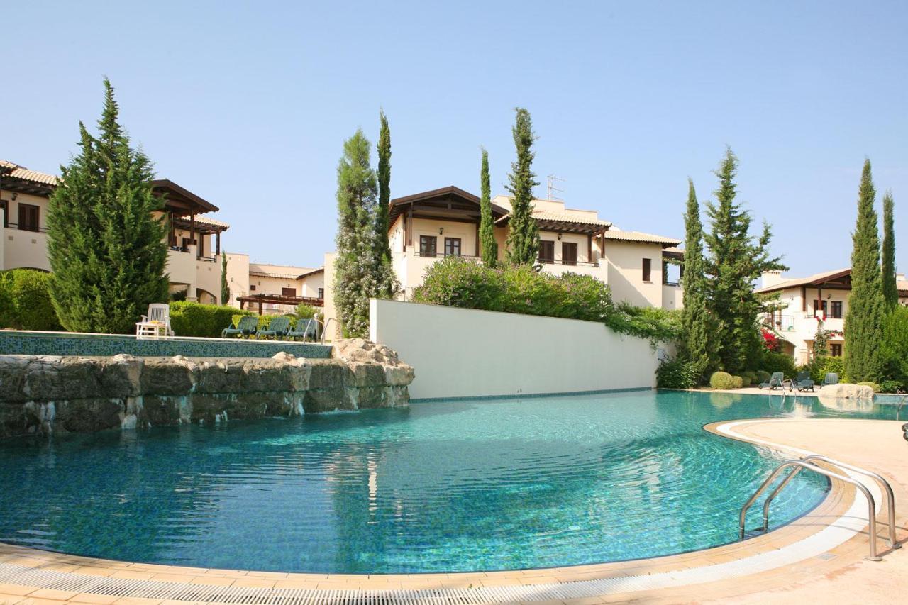 Helios Heights Spirits, Aphrodite Hills Golf Resort Kouklia Bagian luar foto